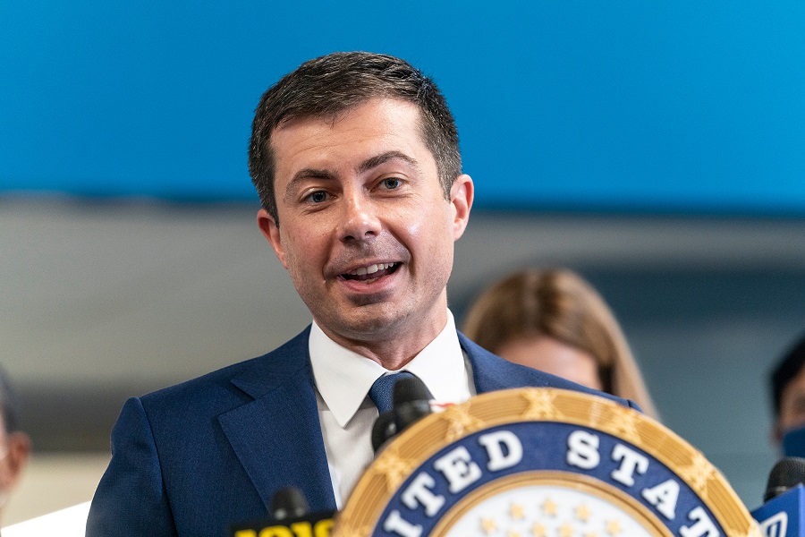 Pete Buttigieg on Hurdles That Need to be Overcome as U.S. Adopts EVs