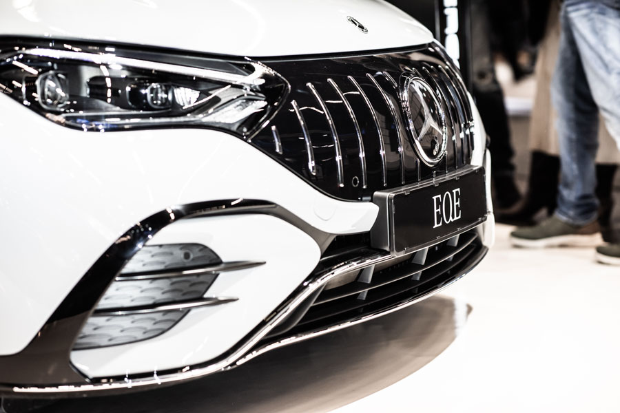 Mercedes-Benz Introducing New Line of Luxury Electric Vans